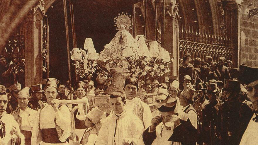 FOTOS ANTIGUAS LLEDO. CORONACION VIRGEN. AÑO 1924