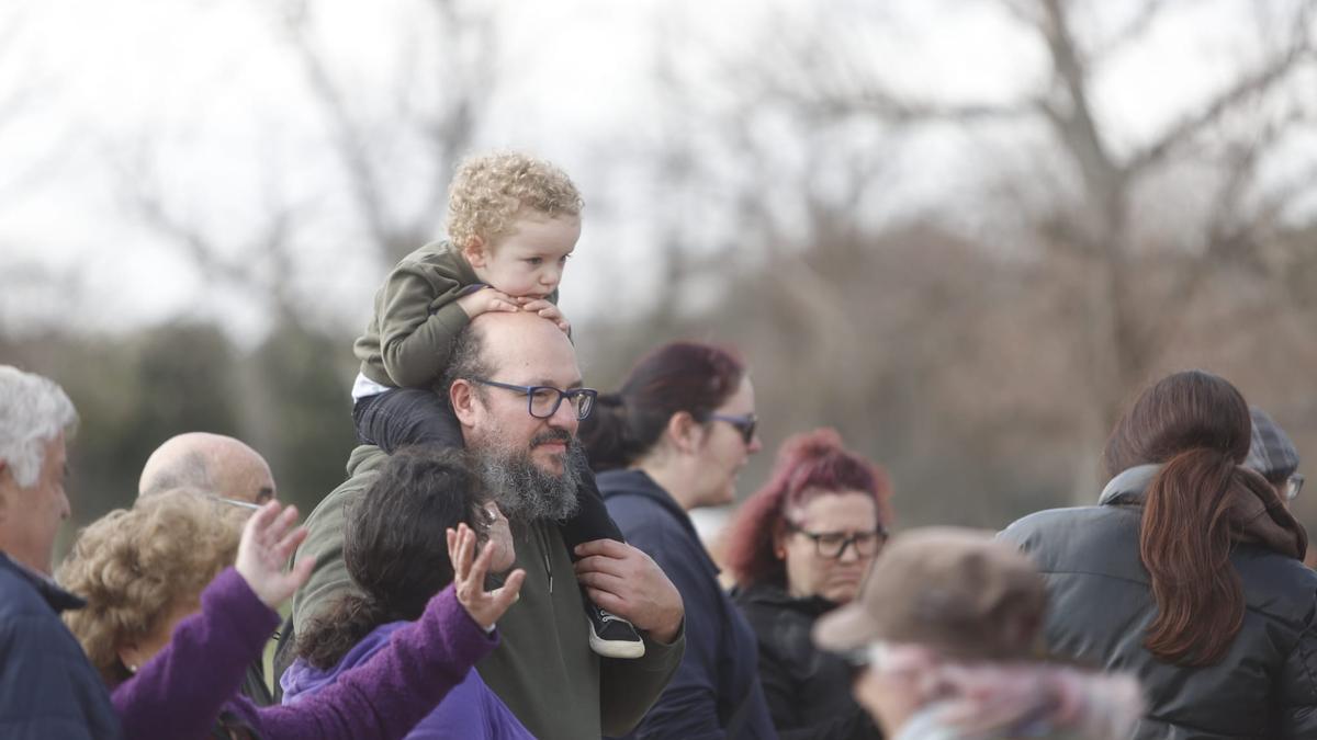 La Cincomarzada también se vive con fuerza en el barrio Oliver