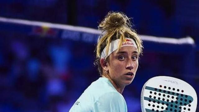 La jugadora malagueña Bea González, uno de los principales reclamos del Andalucía Málaga Premier Padel P1. | PADEL MAGAZINE