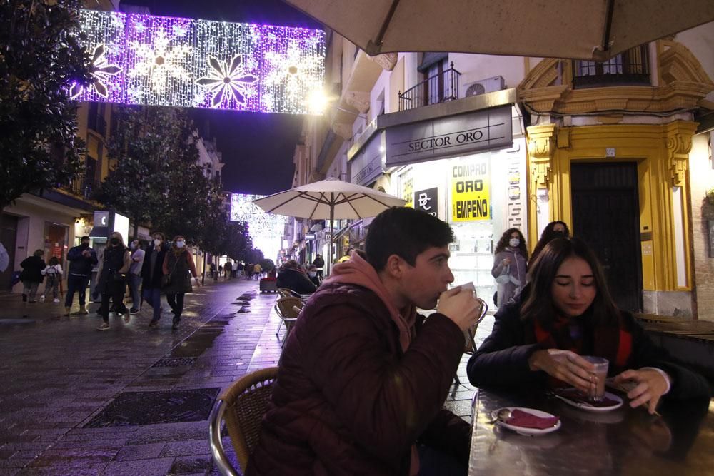 Córdoba recupera el ambiente navideño sin las aglomeraciones del puente