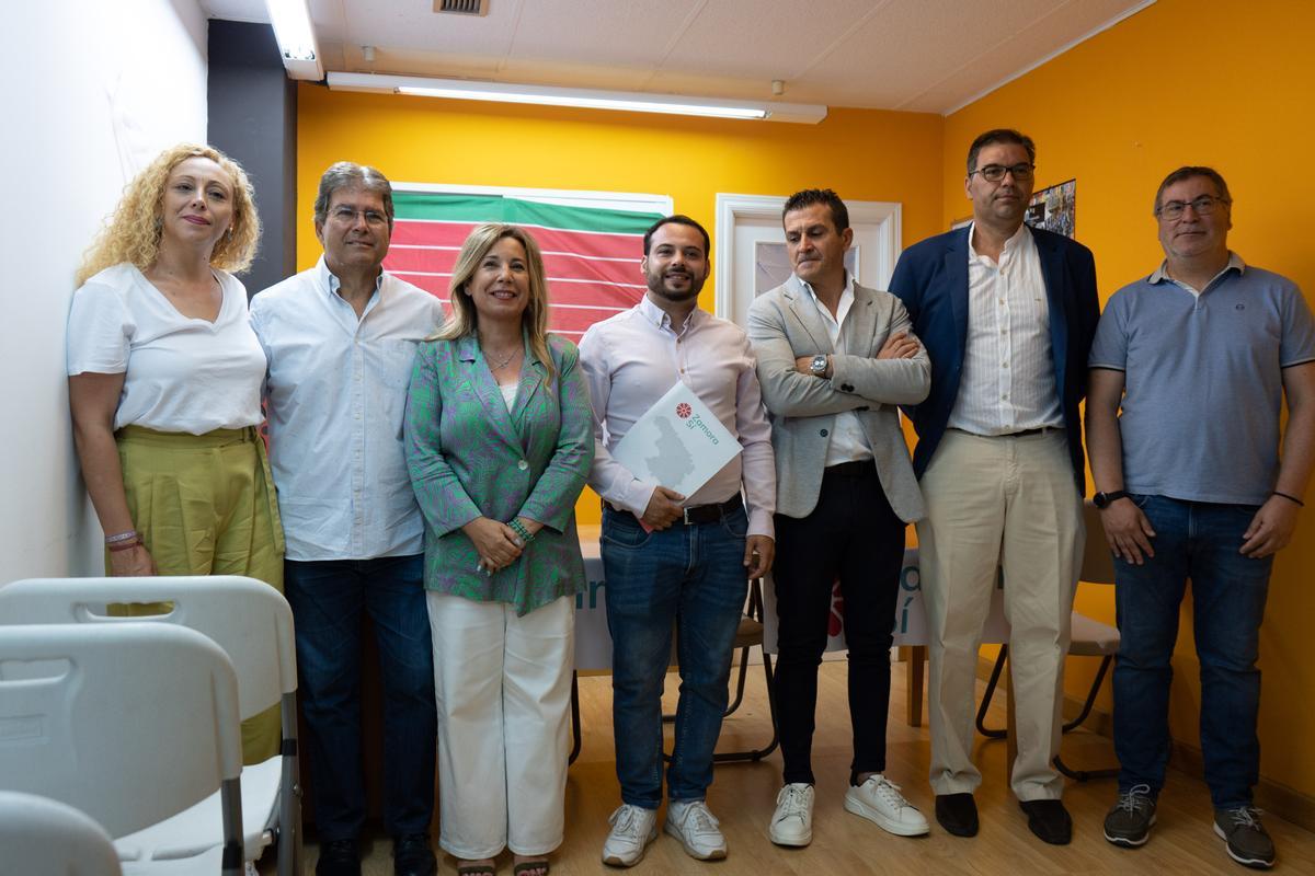 Candidatos de Zamora Sí al Congreso, Ely Tomé, y al Senado, Rocío, en el centro.