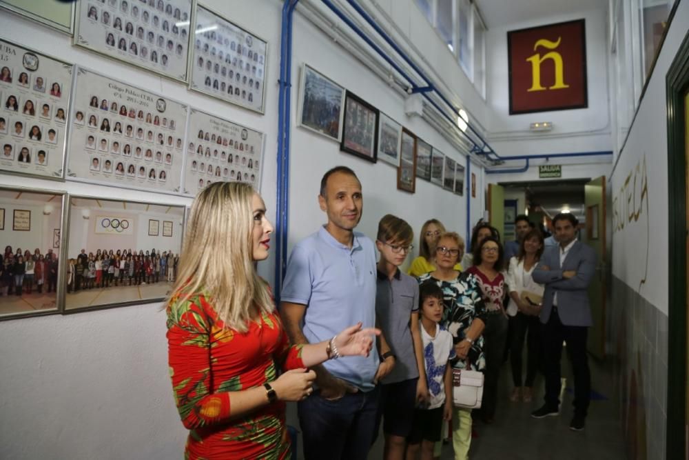 El Colegio Público Cuba renueva su biblioteca bajo el nombre de "Cecilio Gallego", padre de alumno e impulsor de las actividades del centro en sus inicios