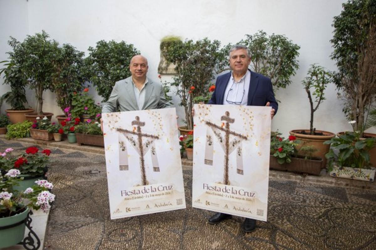 Gabriel Duque y Bartolomé Madrid en la presentación de las Cruces de Añora.