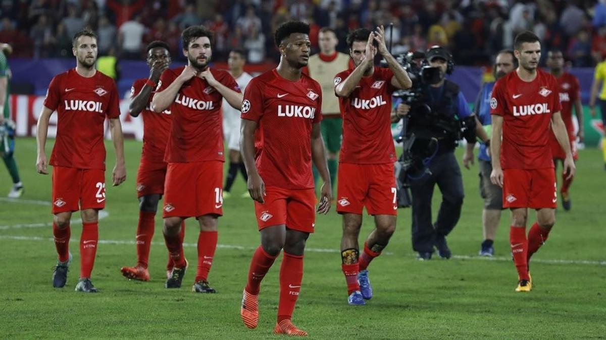 Jugadores del Spartak se despiden del Sánchez Pizjuan, sus juveniles tuvieron un lamentable comportamiento en el partido de la UEFA Youth League.