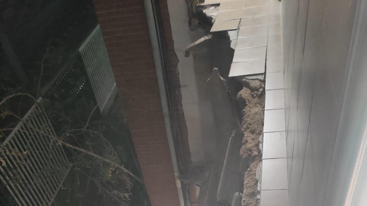 Derrumbe en El Campello (Alicante): el pasillo del 4º piso, derrumbado