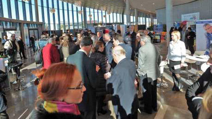 Los expositores se encuentran en el hall del Auditorio.