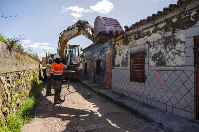 Galería | Siguen los derrumbes en el Alto de Fuente Fría de Cáceres