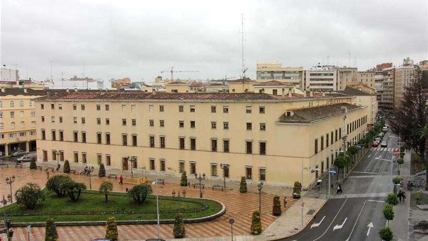 La Diputación de Badajoz proyecta un mercado de abastos, gourmet y espacio de restauración en el Hospital Provincial