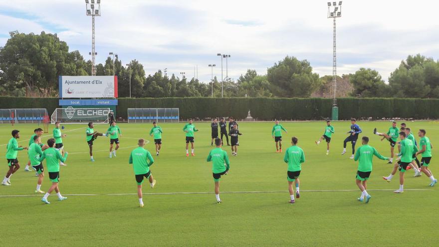 Machín saca su varita "mágica" en el Elche: trabajo duro