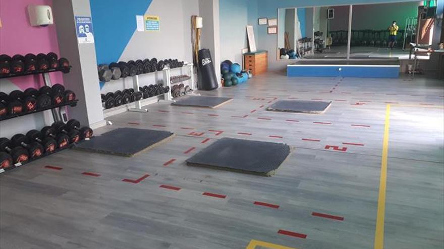 El gimnasio reabre en horario de tardes y con cita previa