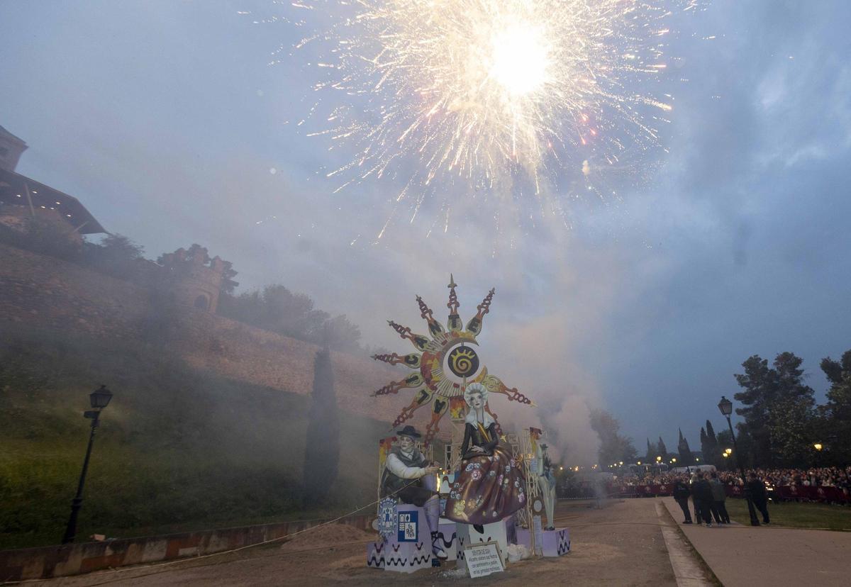 La Cremà de las convivencias de las Hogueras en Toledo