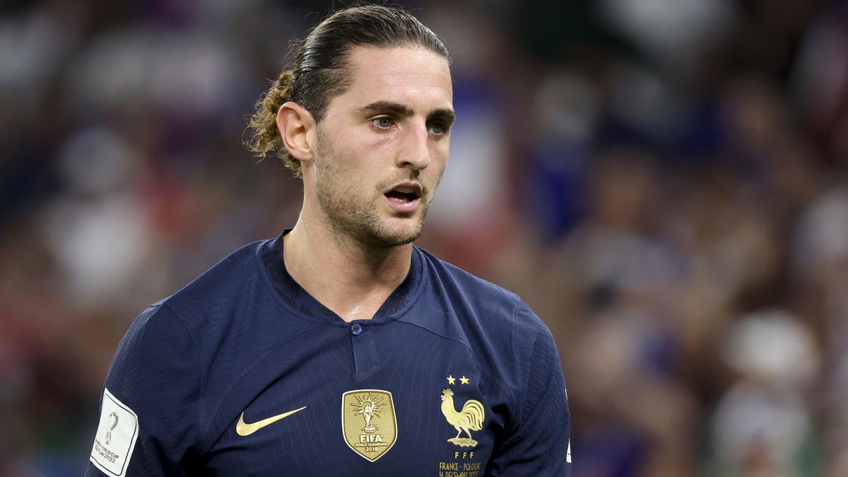 El centrocampista francés Adrien Rabiot