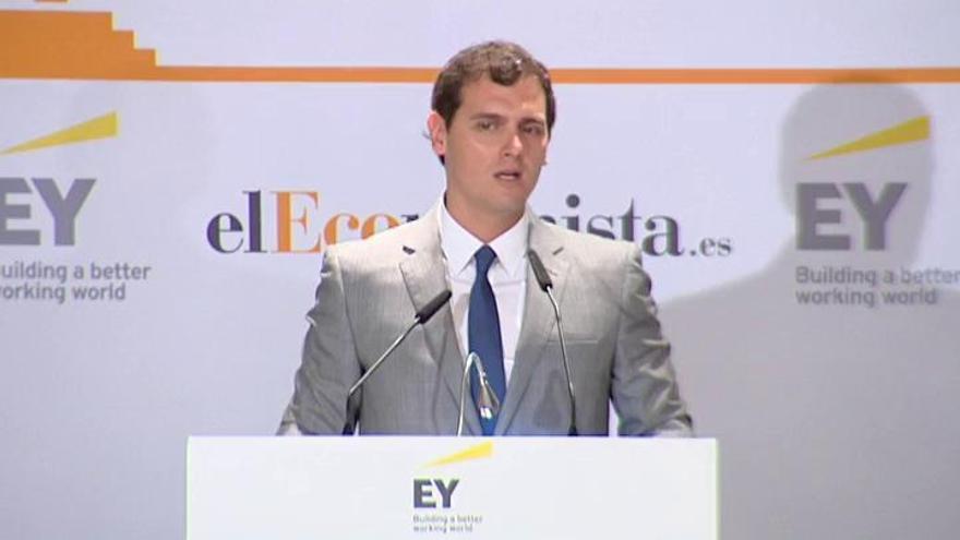 Rivera: &quot;Rajoy se ha vuelto &#039;podemita&#039;&quot;