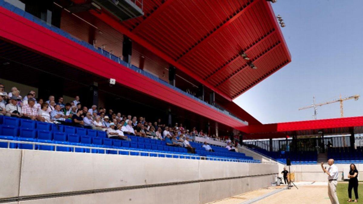 Presentación del Estadi Johan Cruyff a los socios