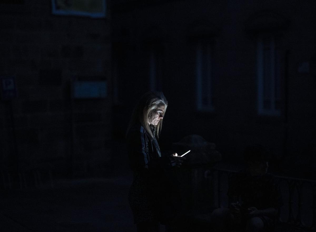 Estafadors telefònics simulen que són Endesa i ‘multen’ els clients