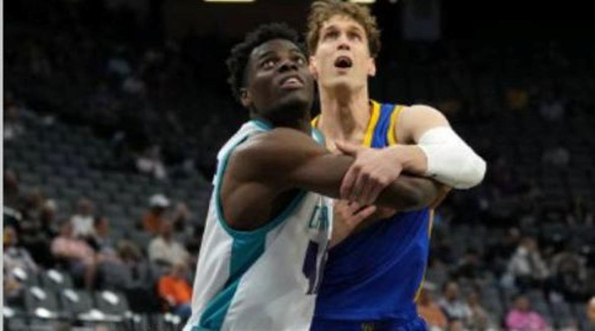 James Nnaji debutó con éxito en la Liga de Verano de la NBA