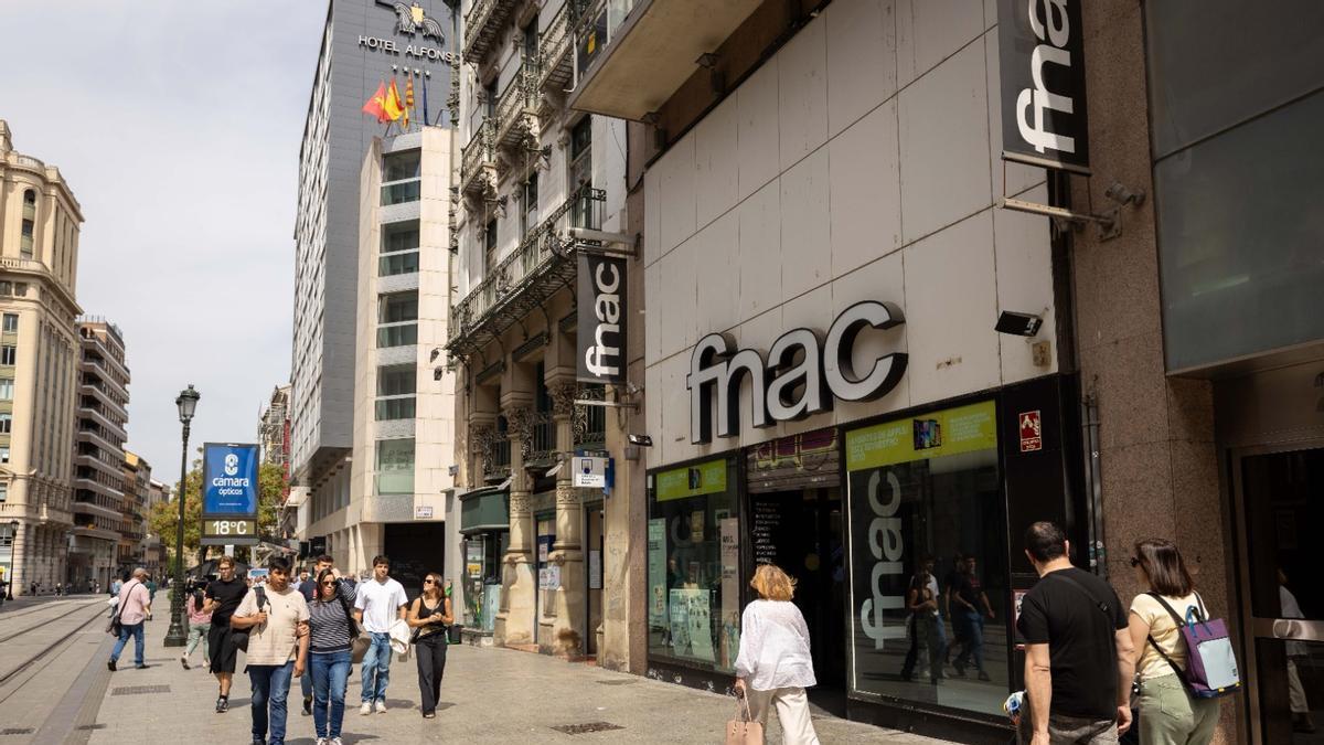 Fnac abandonará su macrotienda del Coso en Zaragoza