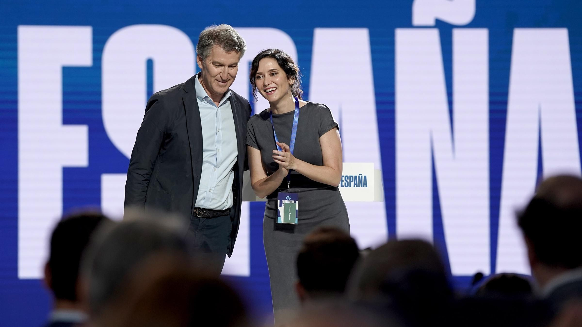 Alberto Núñez Feijóo e Isabel Díaz Ayuso, en el Congreso Nacional del PP.