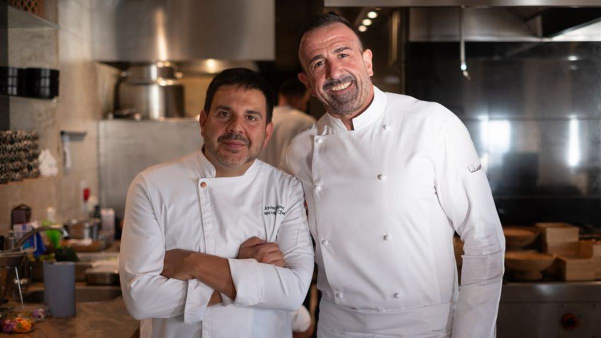 Los chefs Javier López y Saverio Sbaragli. | B. FONT
