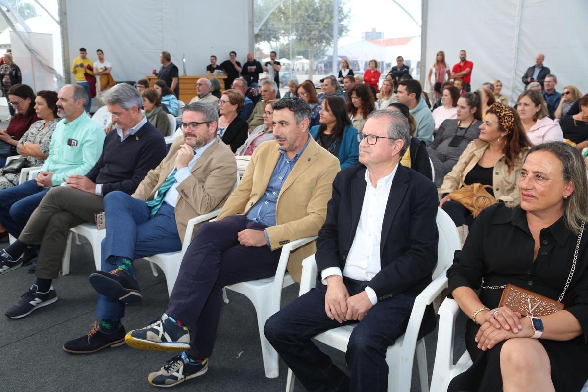 Representantes de Emgrobes, el Concello y la Xunta en la anterior edición de "La Cocina del Mar".