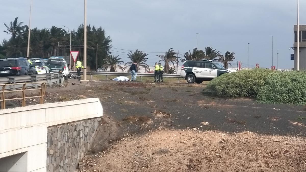 El motorista fallecido tras la colisión contra una valla en Puerto del Rosario.