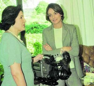 La diseñadora Pili Carrera y la modelo Laura Ponte. | | LP/DLP