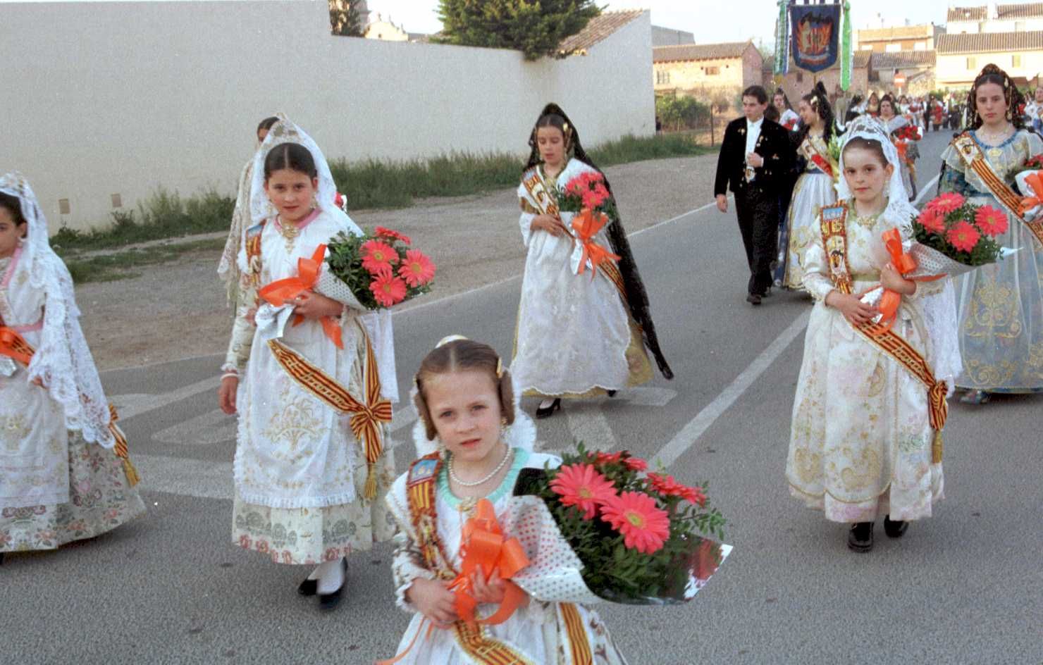 Ofrendas de las Fallas de fin de siglo. Si tienes 20-30 años, quizá estás aquí