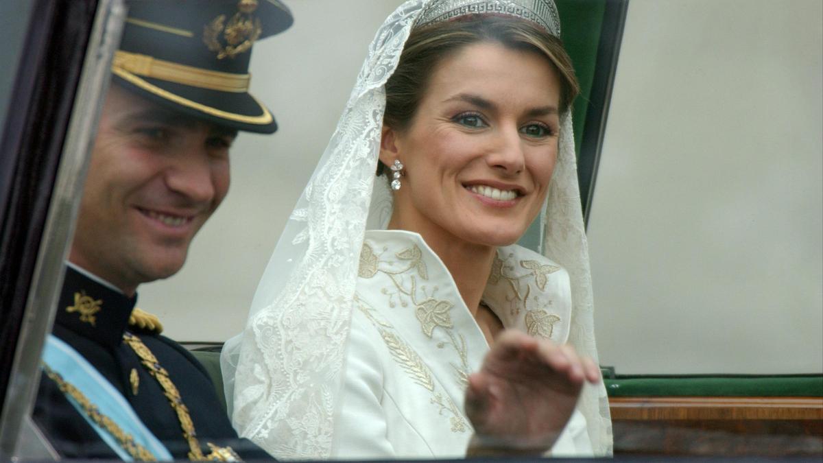 Las cuatro tradiciones de novia que la reina Letizia cumplió en su boda y no sabías