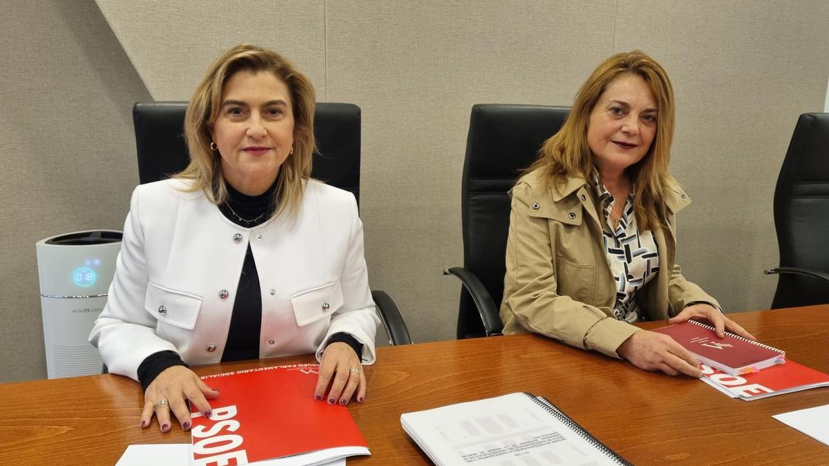 Carmina Fernández y Virginia Lopo, del PSRM.