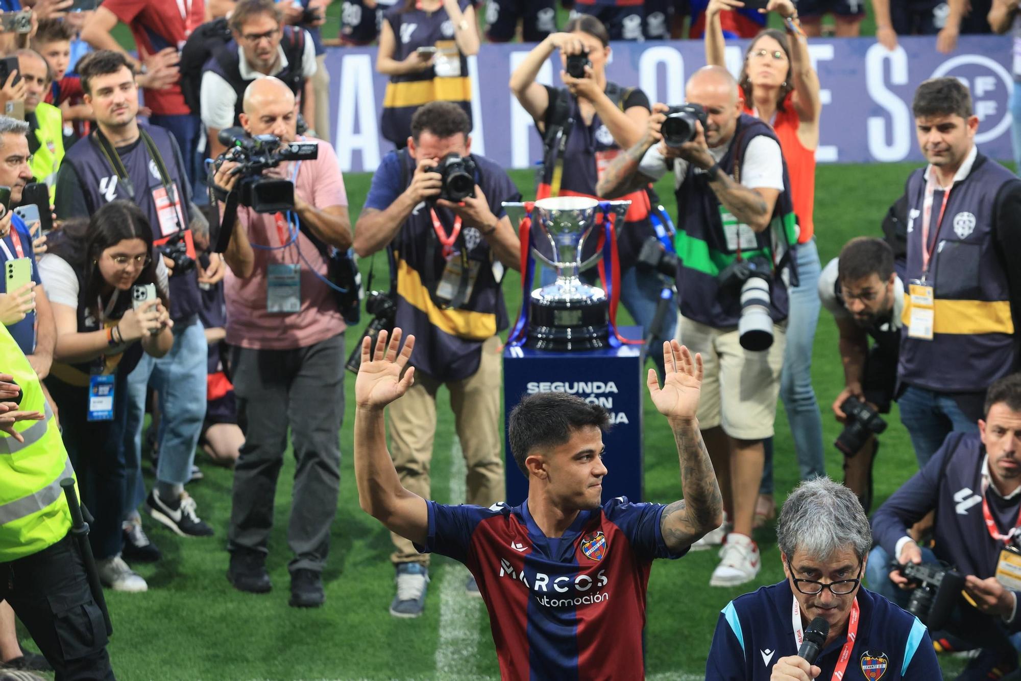 Las mejores imágenes de la celebración del Levante en el Ciutat