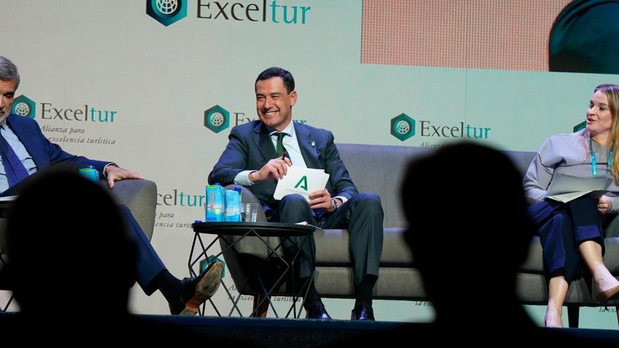 El presidente de la Junta ha participado en Madrid en el Foro Exceltur ‘Propósito y compromiso. Hacia el turismo que todos queremos’.