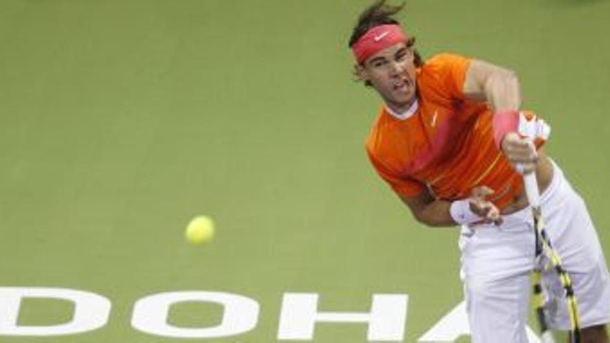 Nadal accede a las semifinales de Doha tras la retirada del belga Steve Darcis