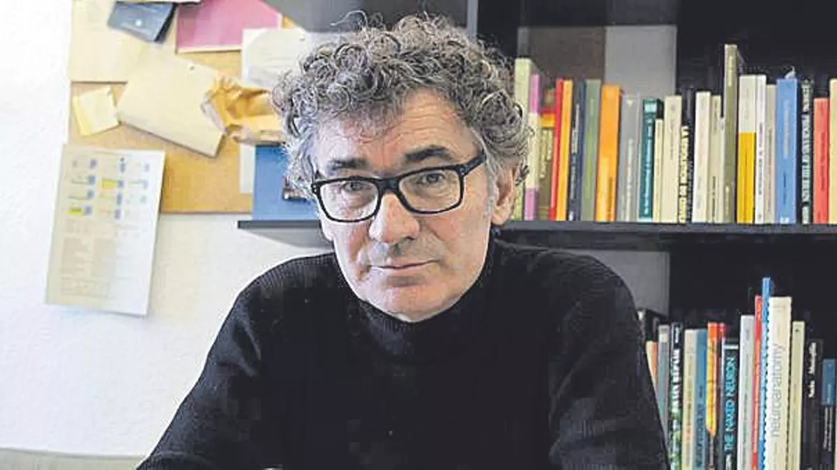 Jordi Obiols, doctor en Psiquiatría: "En la dictadura, viajábamos con mi padre a Perpiñán a comprar literatura prohibida"