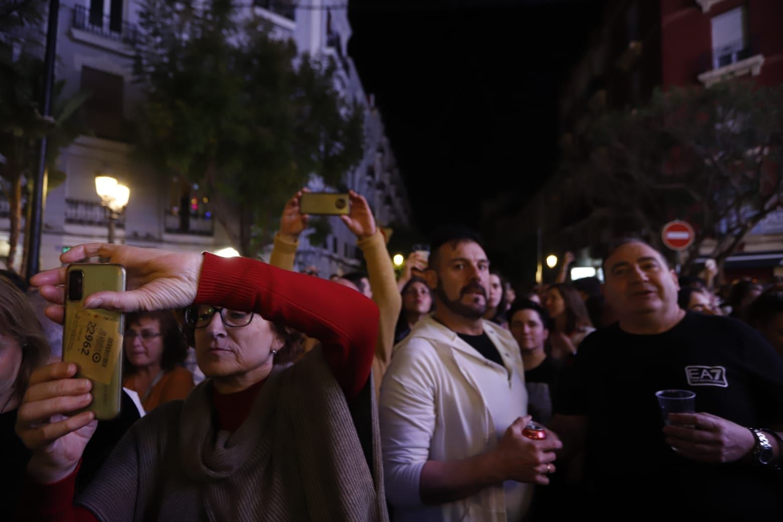 Encendido de luces de la falla Cuba-Puerto Rico