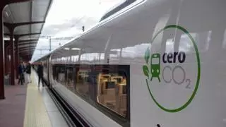Los trenes Avril transportan a 435.000 viajeros en su primer mes de servicio