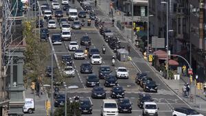 La calle de Aragó es la zona con más accidentes de Barcelona.