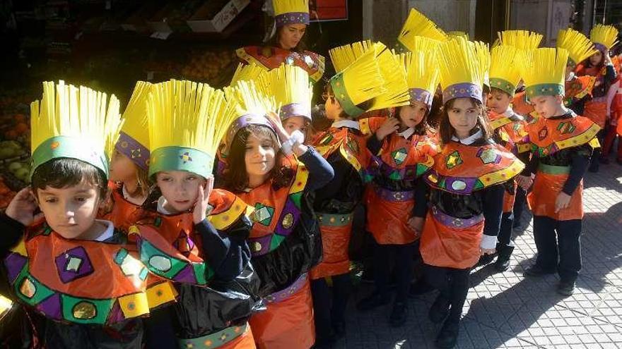 La llegada del rey Urco y la lectura del pregón dan el pistoletazo de salida al Carnaval 2017