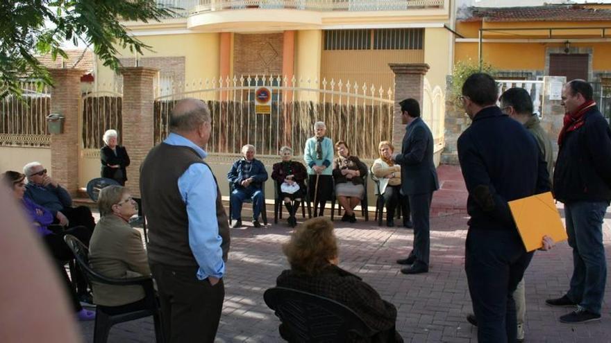 Alcantarilla &#039;lleva&#039;  el Ayuntamiento a la casa de sus mayores