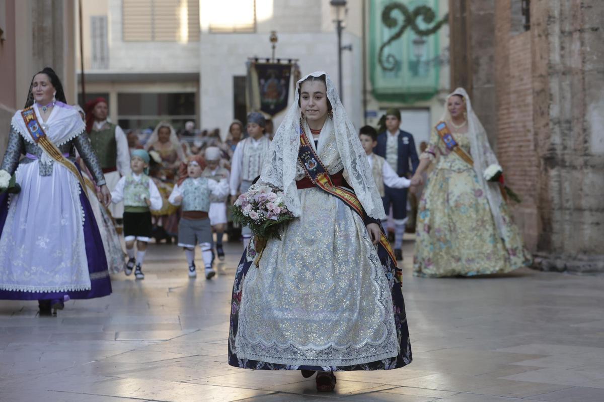 Falleras Mayores en la Ofrenda de 2026 (Día 17 de marzo ·-1/4)