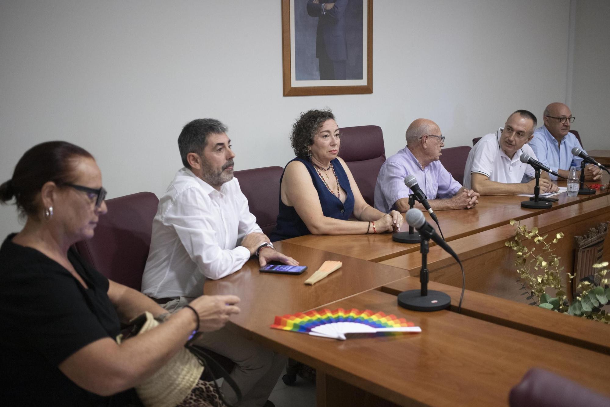 Todas las fotos de la toma de posesión de la nueva alcaldesa de Novetlé