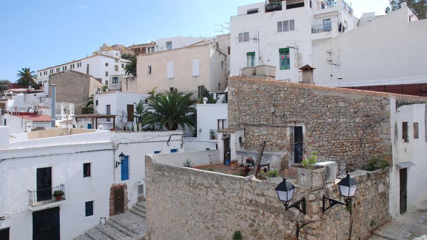 Imaginario de Ibiza | Dalt Vila y las azoteas que rozan el cielo