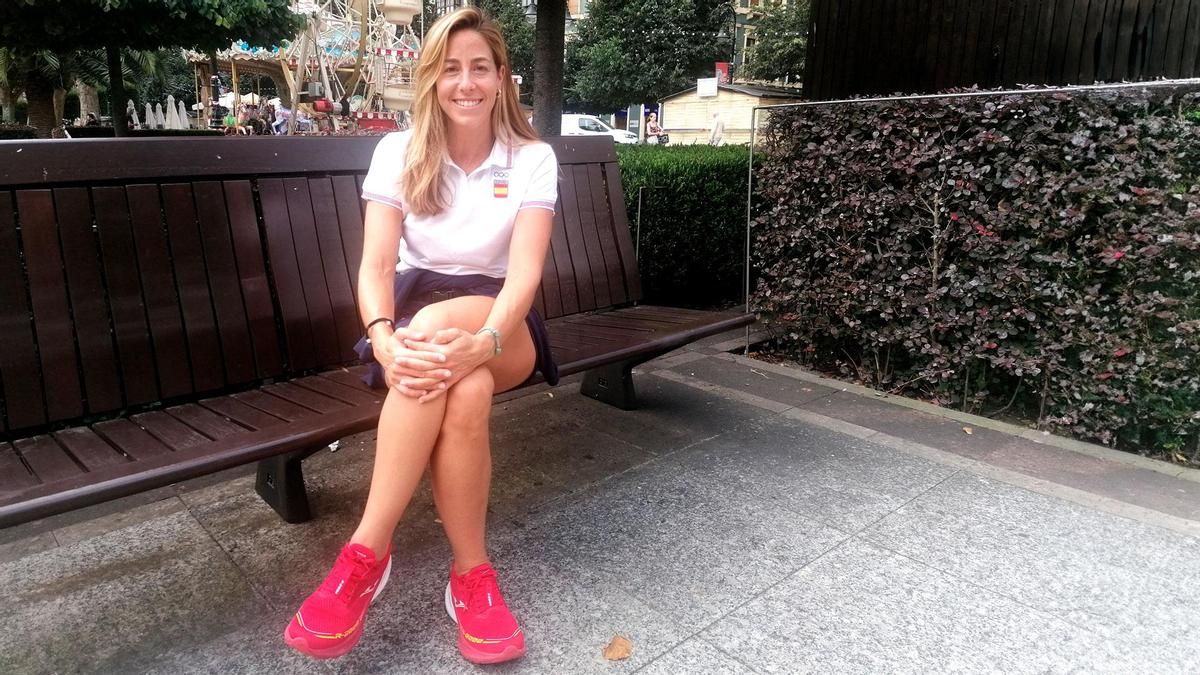 María López, ayer, en el paseo de Begoña.