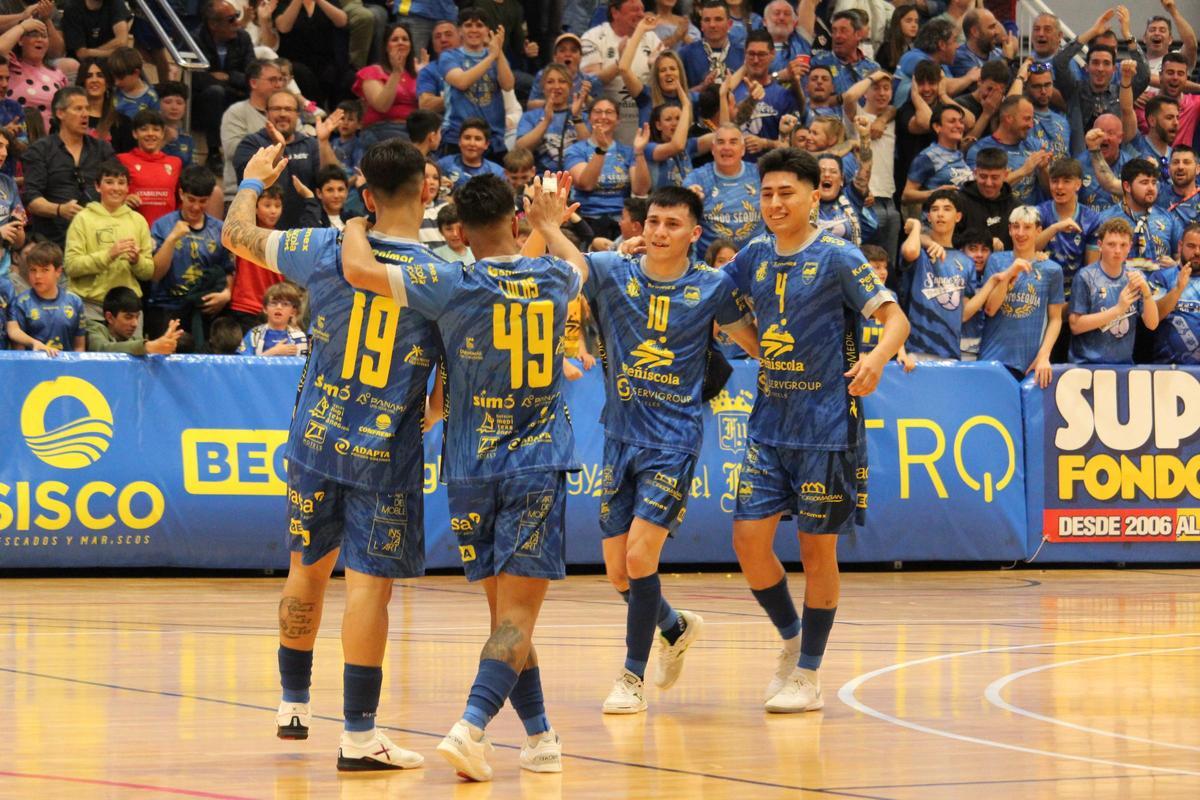 El Peñíscola, a golpear primero ante ElPozo en su camino hacia otro título