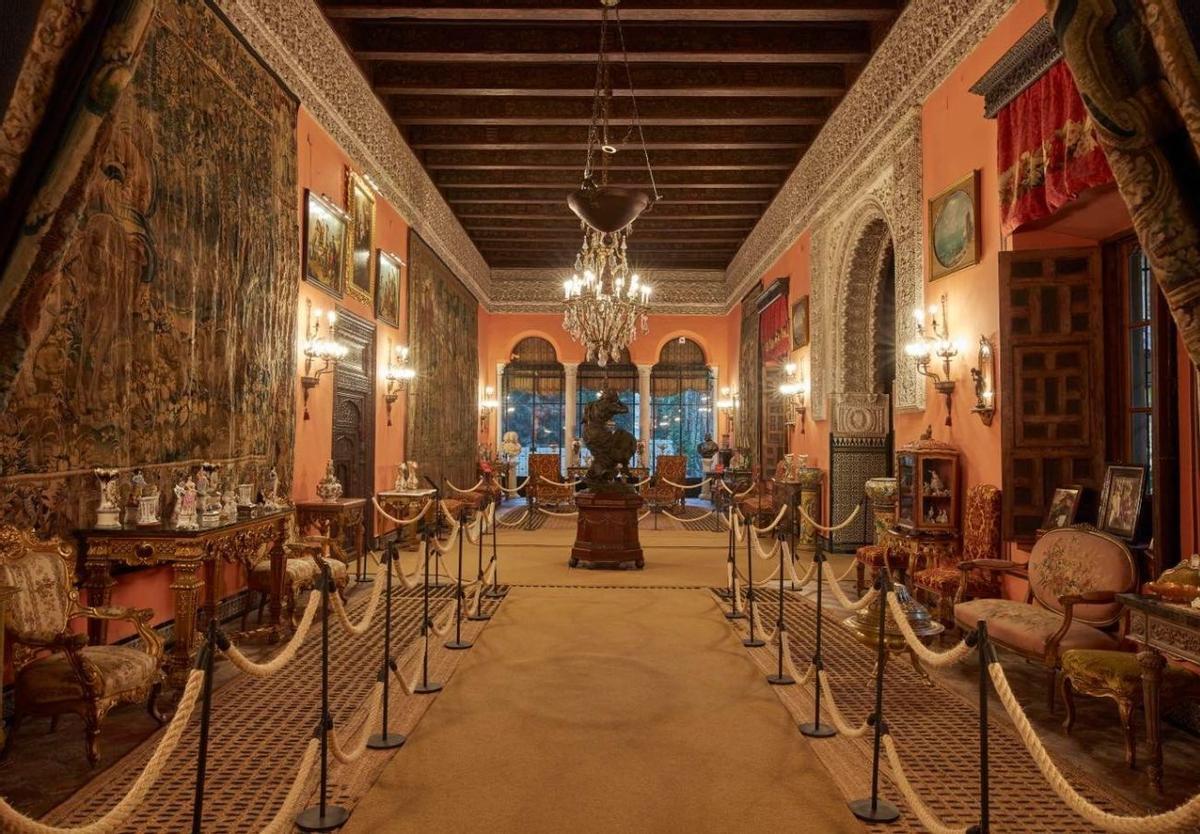 FACUA denuncia a la Fundación Casa de Alba por cobrar gastos de gestión para visitar el Palacio de Las Dueñas