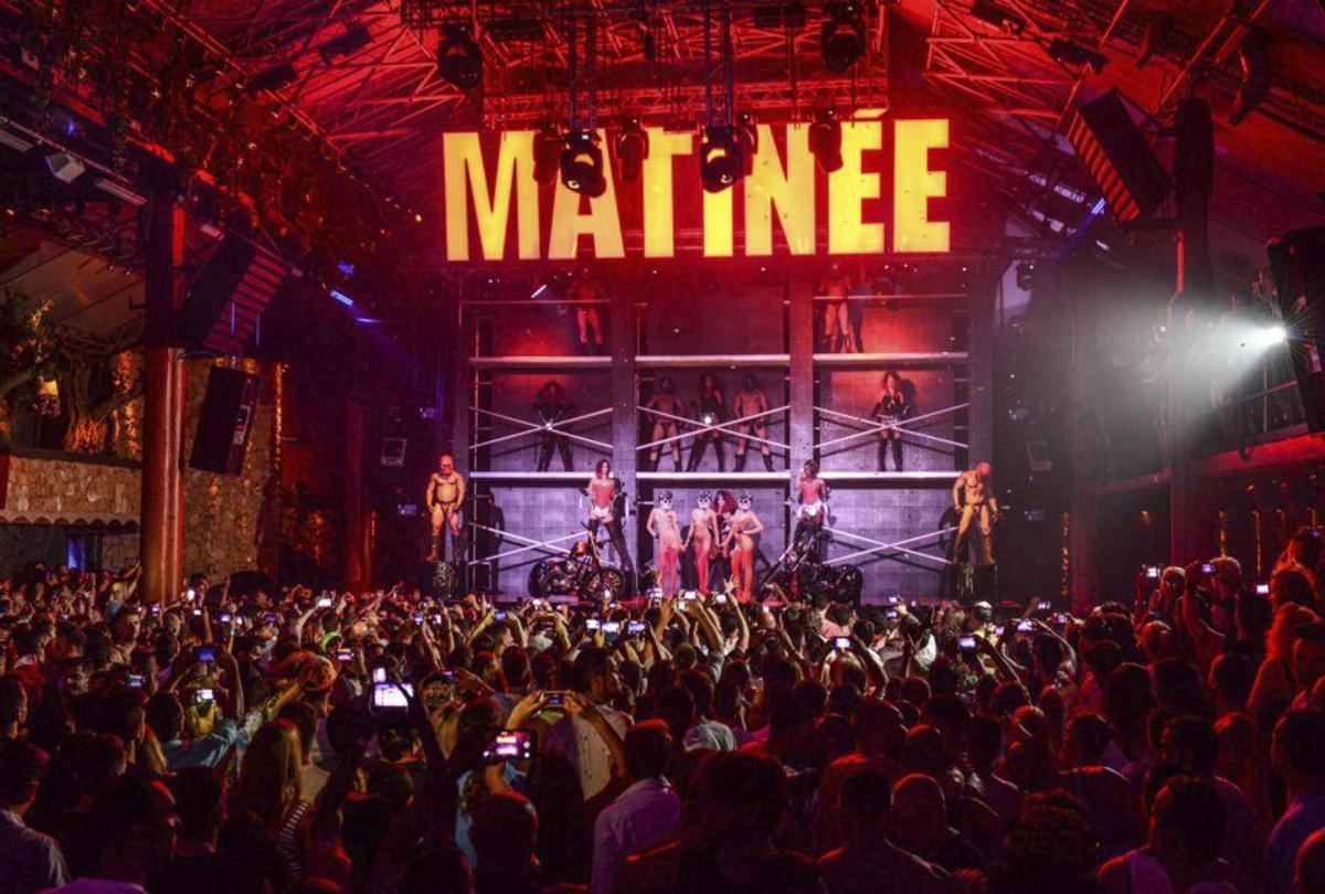 Una de las fiestas Matinée en Amnesia en 2015. | AMNESIA