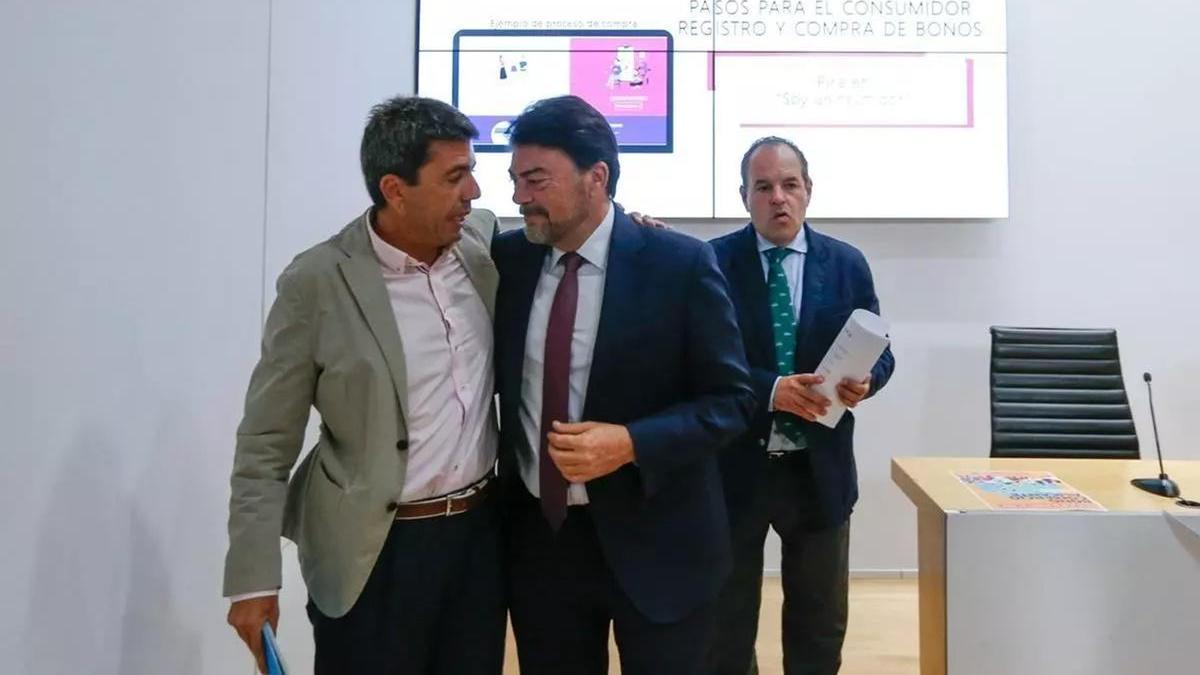 Eva Miñano disculpa a Carlos Baño alegando un "imprevisto"