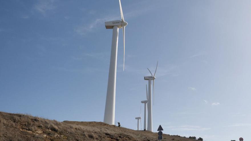 Vecinos rechazan el proyecto de otro parque eólico en la zona sur del Torcal