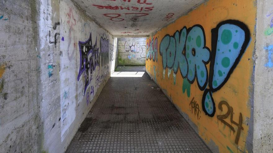 Barredos exige adecentar los túneles de la barriada | LNE