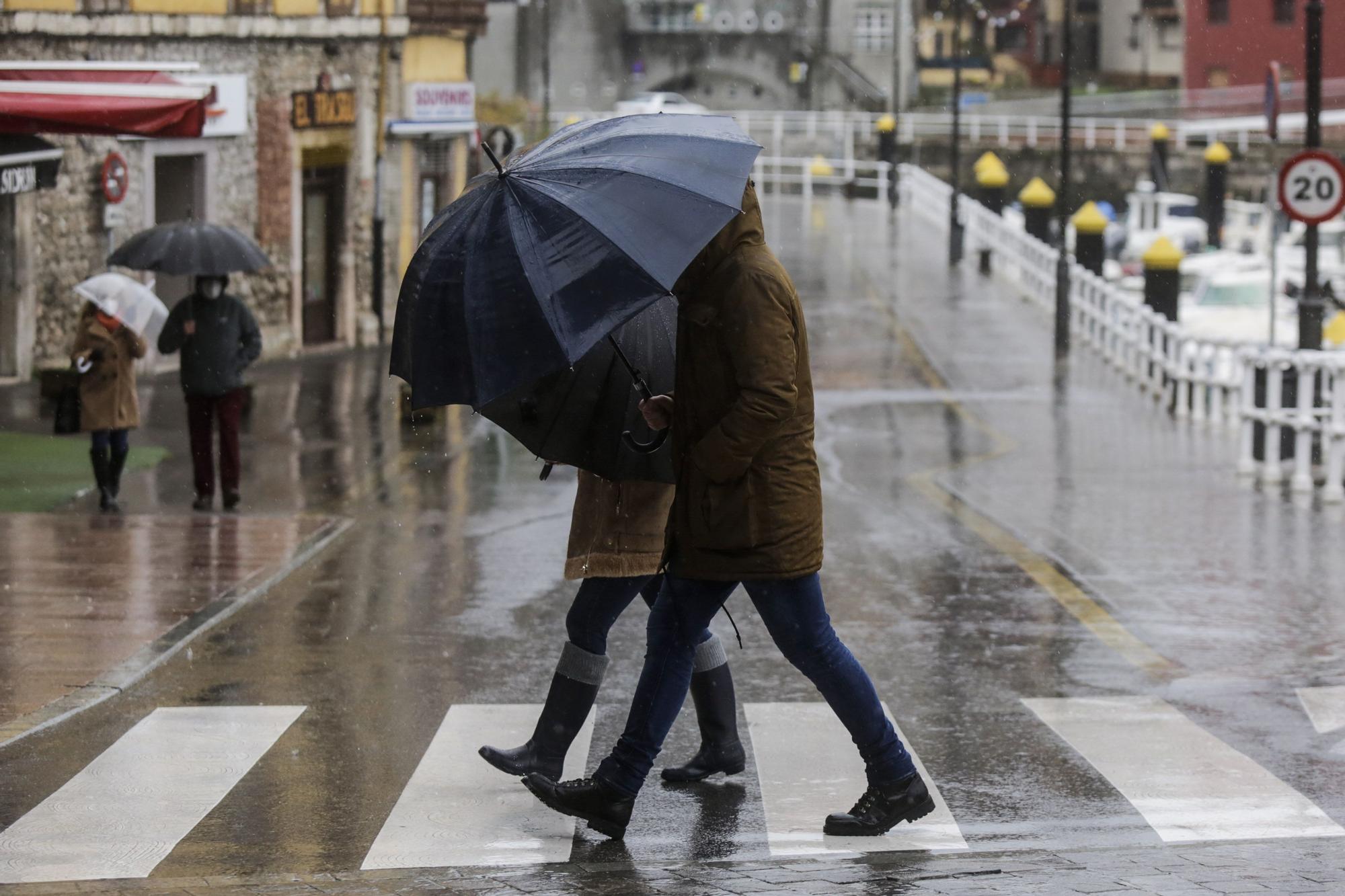 Temporal en Llanes