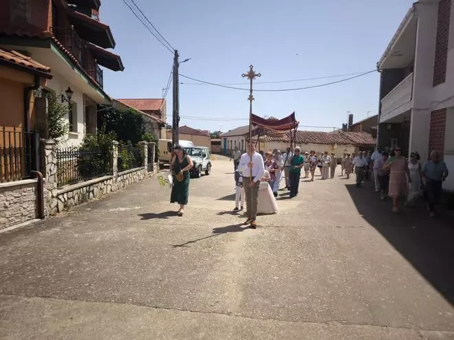 GALERÍA| Fiesta de San Juan y El Corpus en Molezuelas de la Carballeda